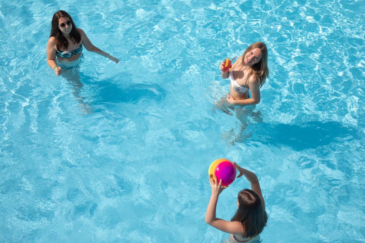 Hotel Roma Residenza 切尔维亚 外观 照片